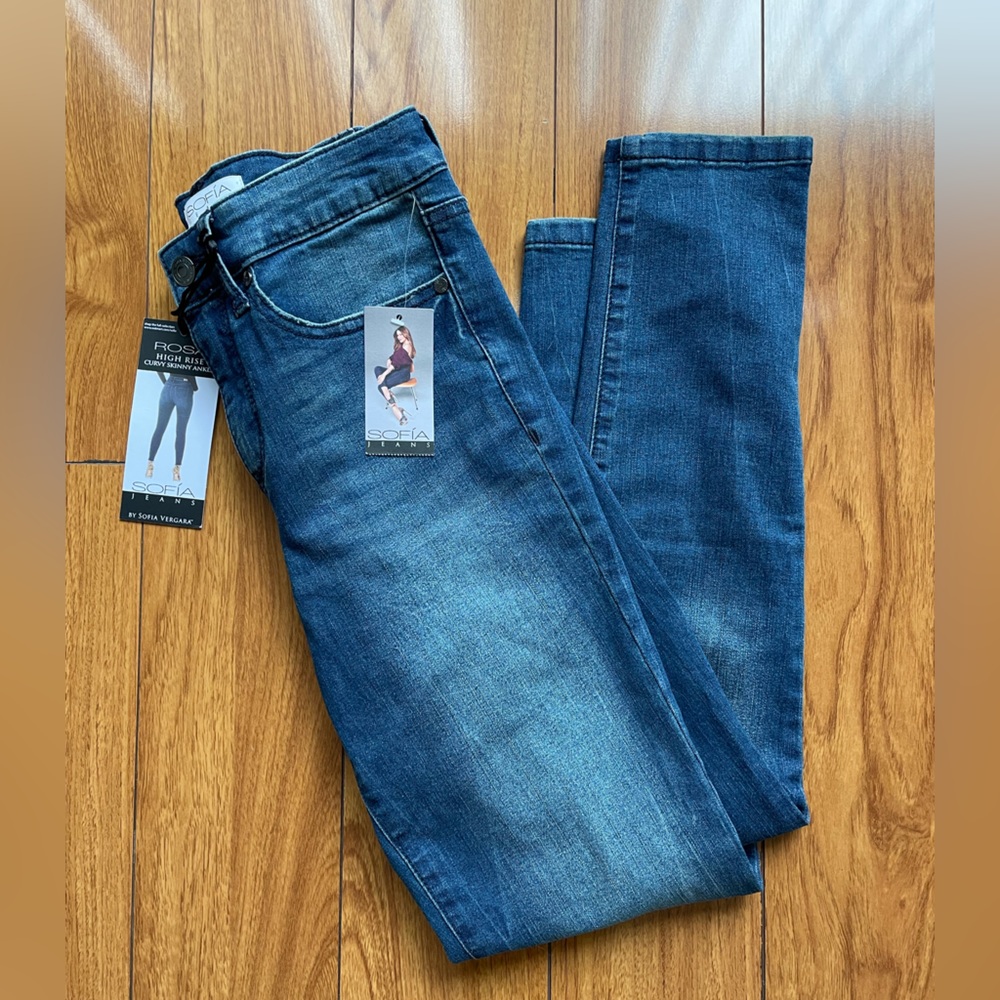 NWT - Stretchy High Rise Skinny Ankle Jeans  - Sophia Jeans - Size 0